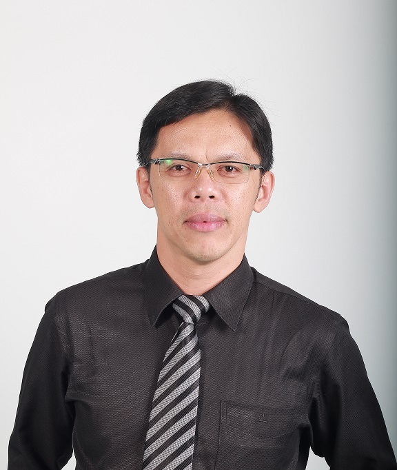 รูปภาพของ ดร.สันติ โสภาประดิษฐ์